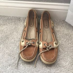 Sperry Topsiders